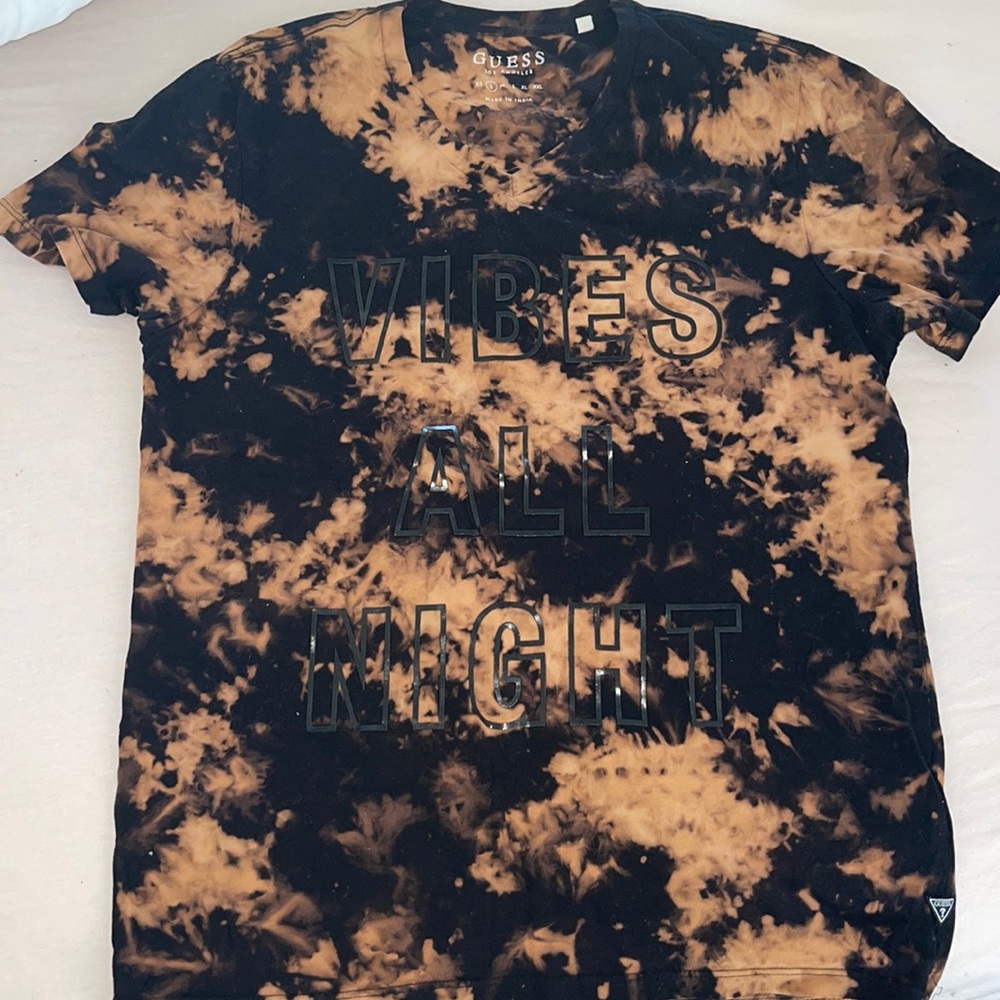 Guess v neck T-shirt tie dye